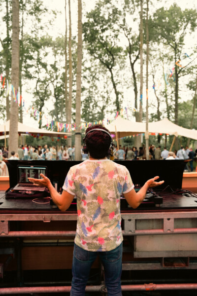 Kiany Moykens x Paradise City x Deloitte28 scaled Events Personeelsfeest Staff Event Bedrijfsfeest corporate